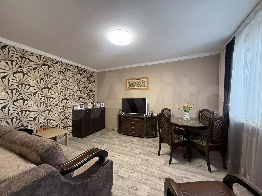 2-к. квартира, 52 м, 2/9 эт. - Фото 1