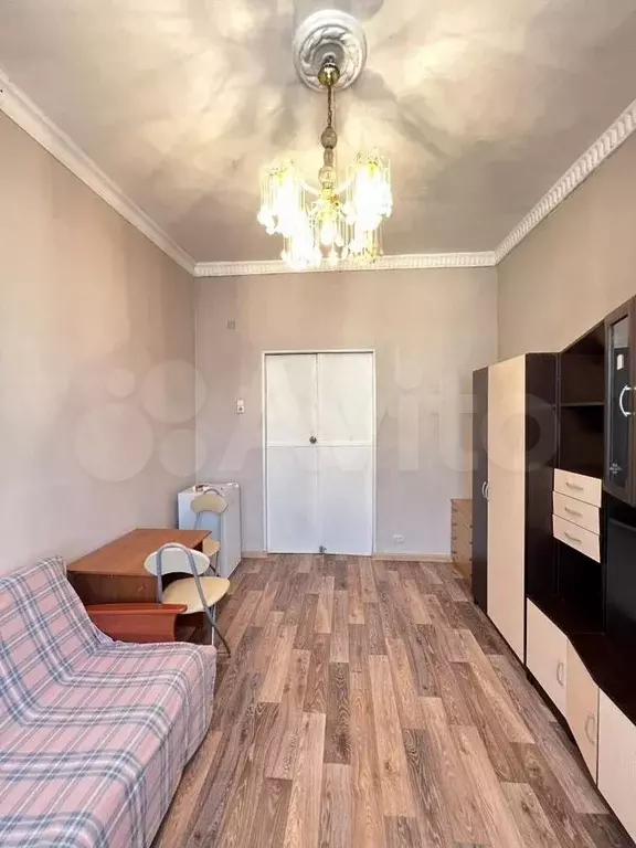 Комната 14 м в 4-к., 3/3 эт. - Фото 1