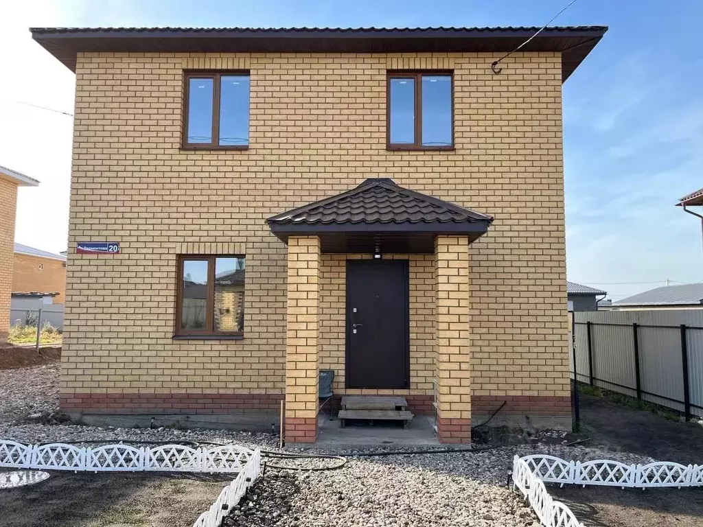 Коттедж в Татарстан, Лаишевский район, Большекабанское с/пос, с. ... - Фото 1