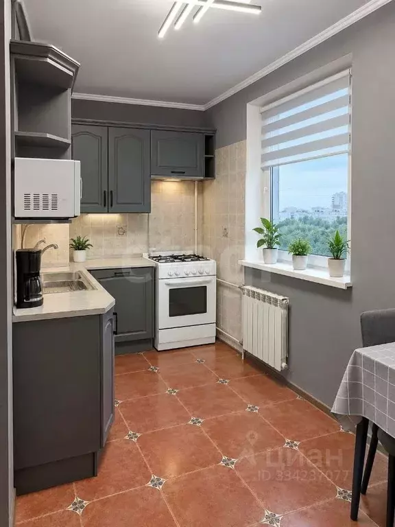 3-к кв. Санкт-Петербург ул. Антонова-Овсеенко, 5К2 (77.2 м) - Фото 1