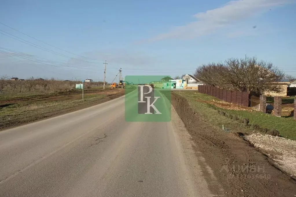 Участок в Крым, Сакский район, с. Суворовское ул. Евпаторийская, 83 ... - Фото 1