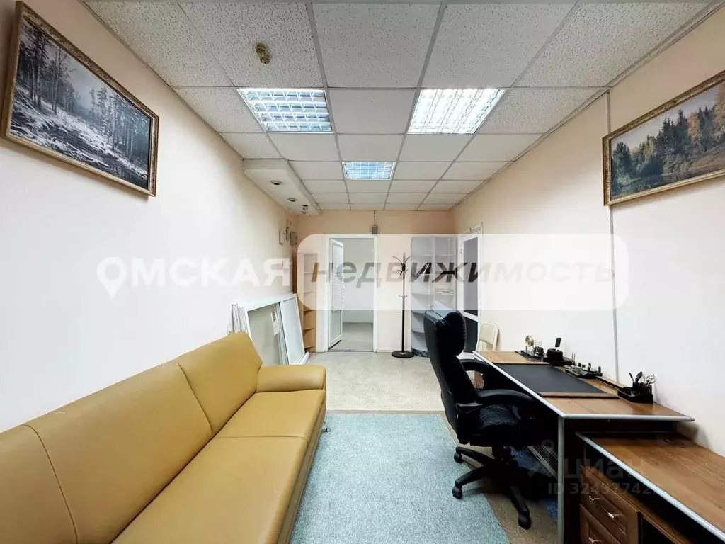 Офис в Омская область, Омск ул. Маршала Жукова, 74к1 (18 м) - Фото 2