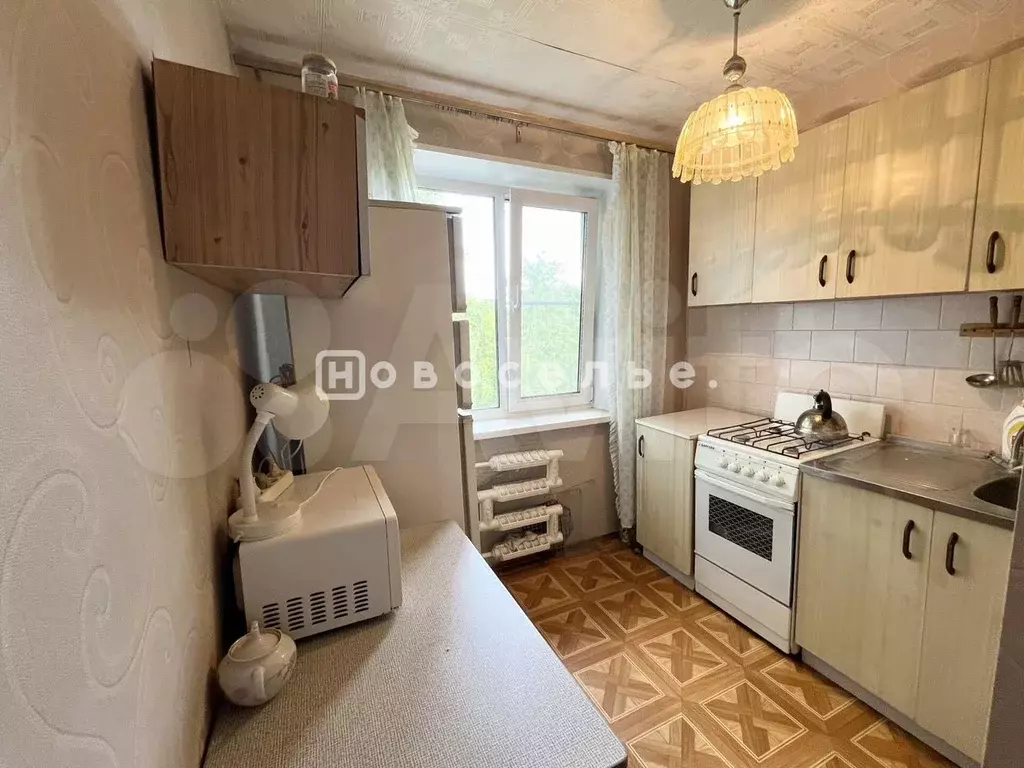 2-к. квартира, 43,8 м, 5/5 эт. - Фото 0