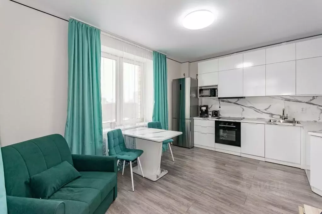 2-к кв. Свердловская область, Екатеринбург ул. Ботаническая, 22 (68.1 ... - Фото 1