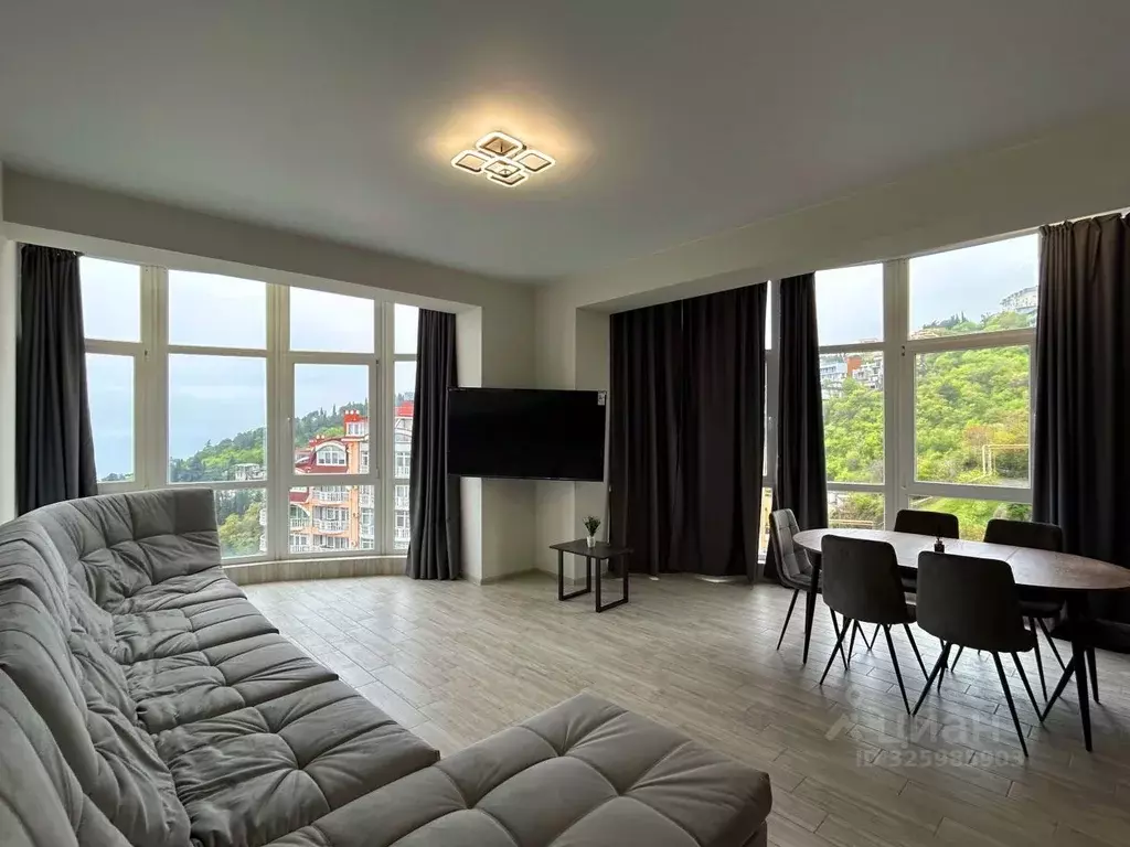 3-к кв. Крым, Ялта ул. Ореховая, 23А (104.0 м) - Фото 1