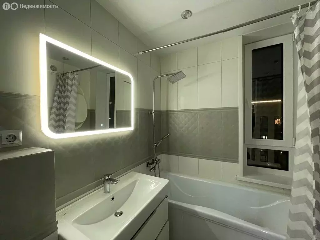 1-комнатная квартира: Новый Уренгой, район Южная Жилая Часть, ... - Фото 1