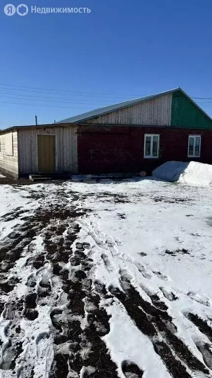 Дом в Омская область, Азовский немецкий район, деревня Кудук-Чилик, ... - Фото 1