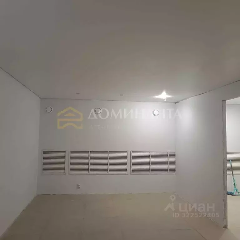 Торговая площадь в Смоленская область, Смоленск ул. Рыленкова, 34 (102 ... - Фото 2