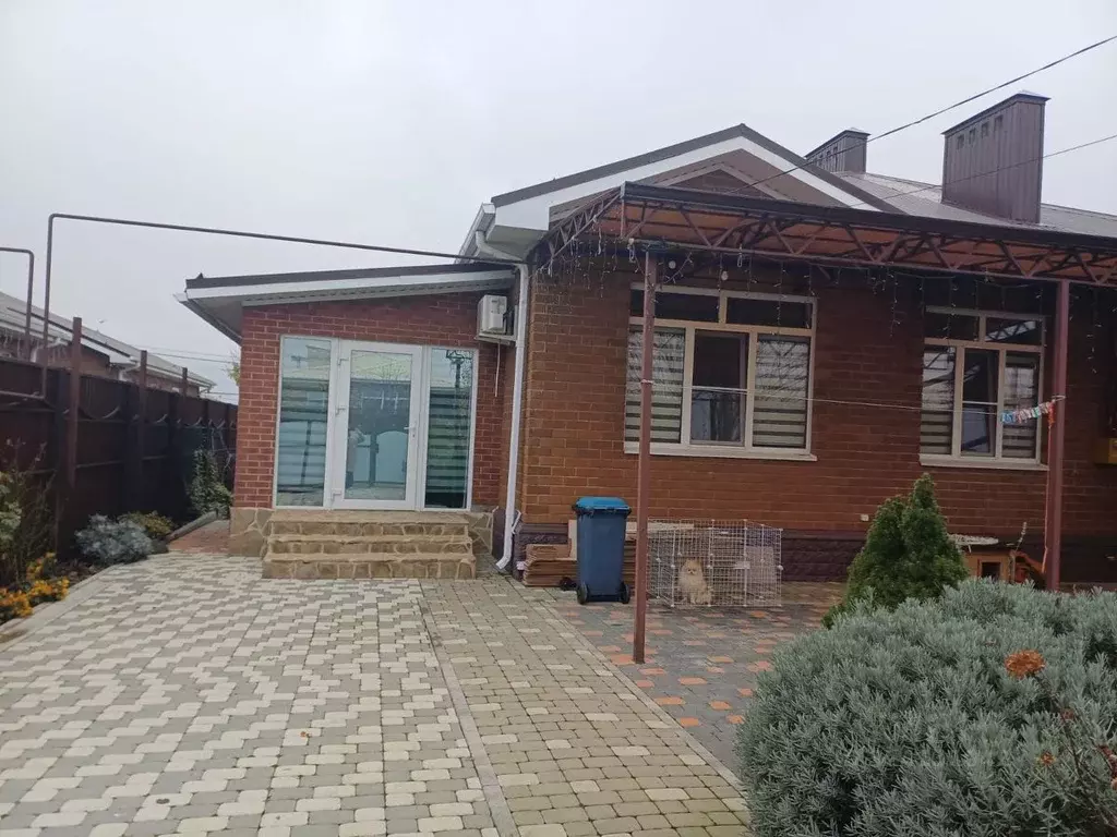 Дом в Ставропольский край, Михайловск Шпаковский район, ул. Антона ... - Фото 1