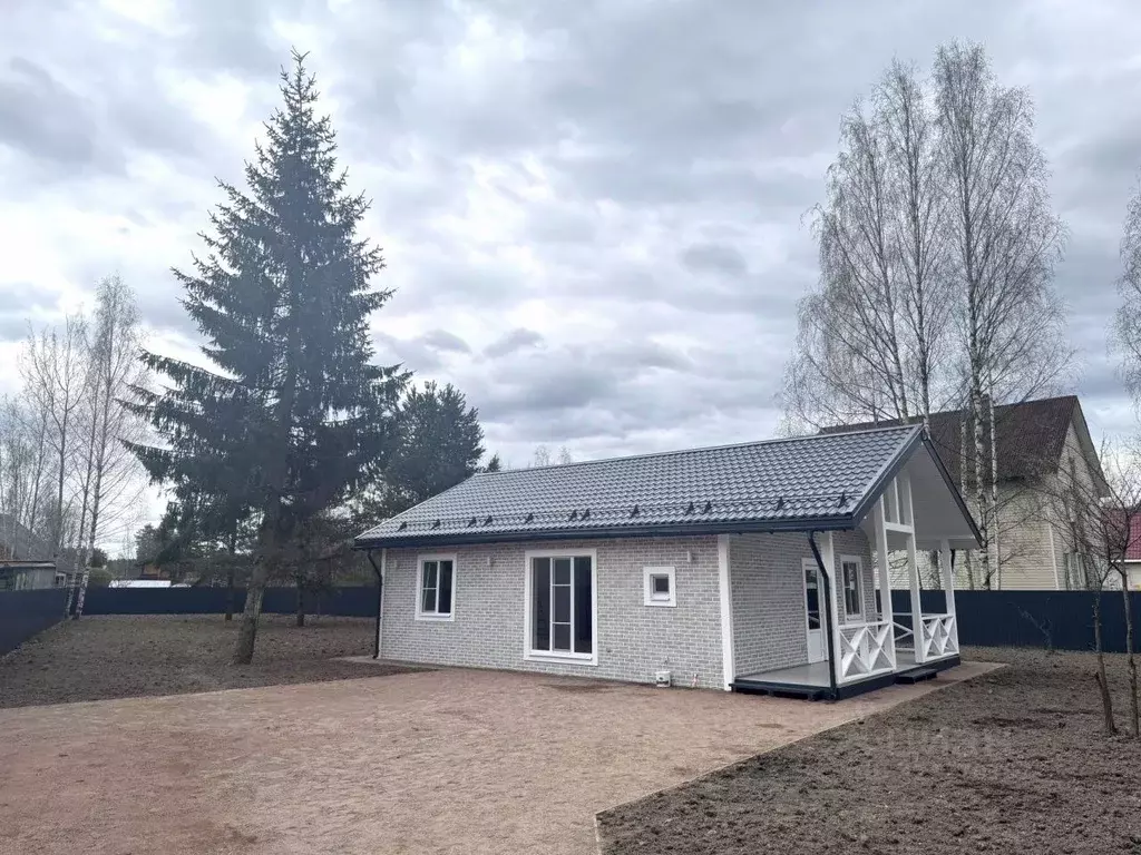 Дом в Ленинградская область, Гатчинский район, Вырица городской ... - Фото 0