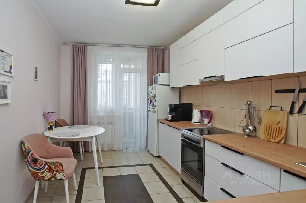 1-к кв. Омская область, Омск Звездная ул., 6к1 (44.0 м) - Фото 1