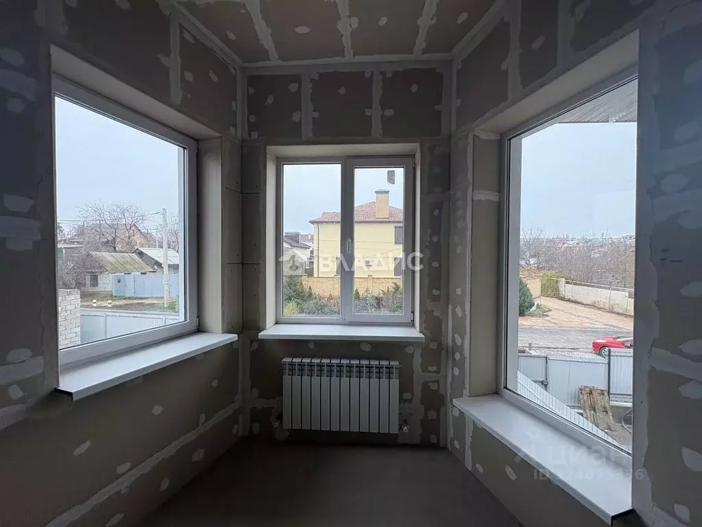 Дом в Волгоградская область, Волгоград Антрацитная ул. (217 м) - Фото 2