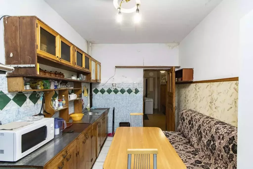 4-к кв. Тюменская область, Тюмень ул. Кирова, 46 (113.0 м) - Фото 1