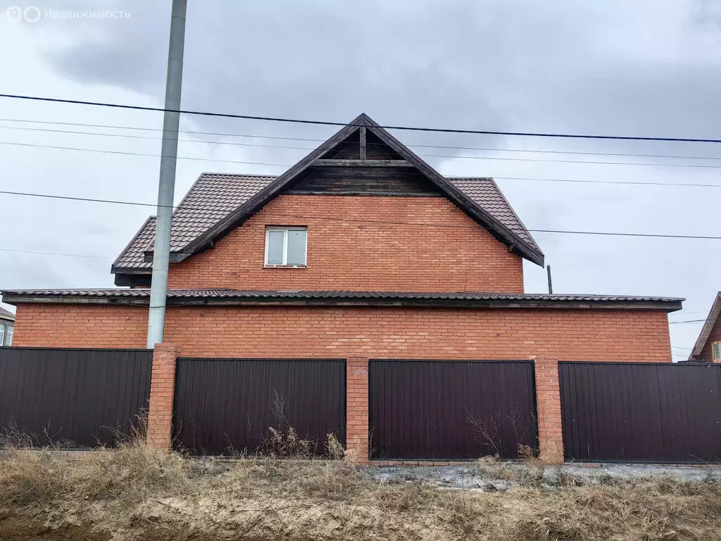 Дом в Улан-Удэ, Зеркальная улица (210 м) - Фото 2