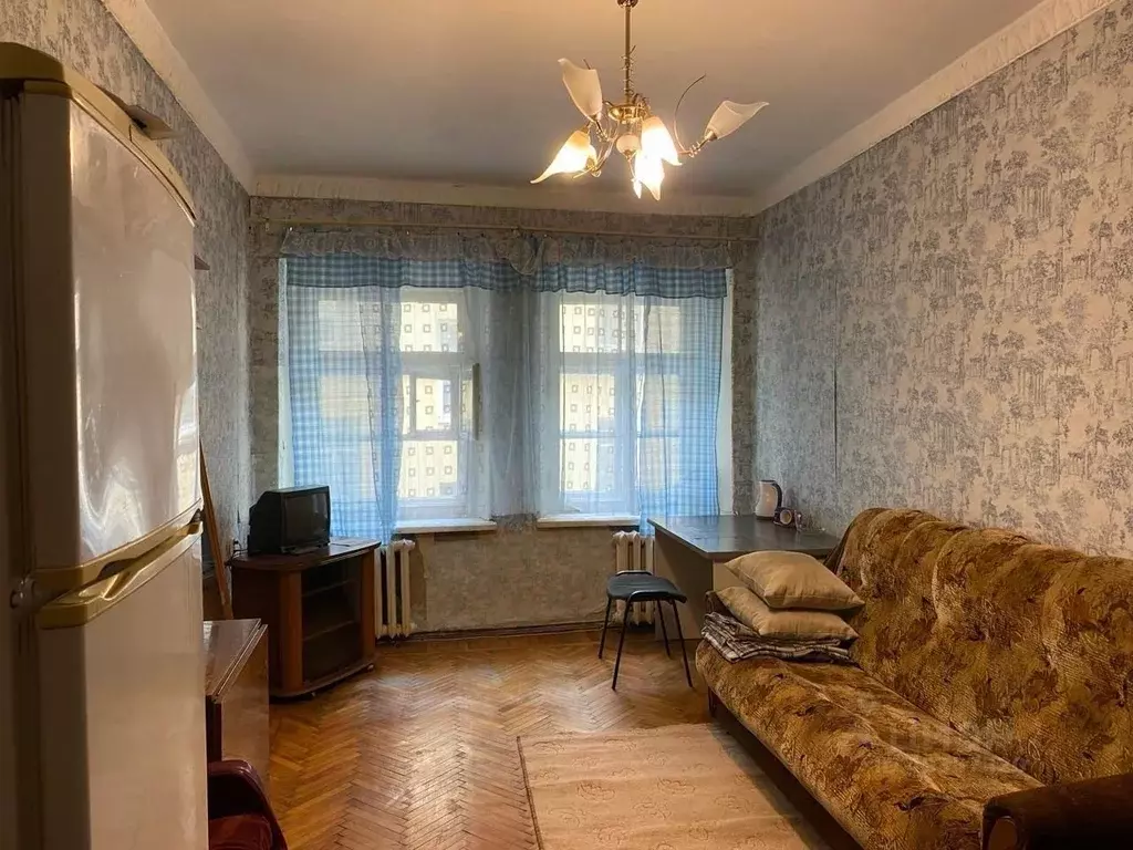 Комната Санкт-Петербург Поварской пер., 14 (18.0 м) - Фото 1