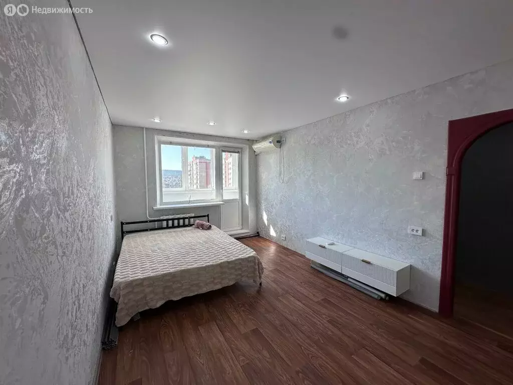 1-комнатная квартира: Октябрьский, 34-й микрорайон, 22 (34.1 м) - Фото 2