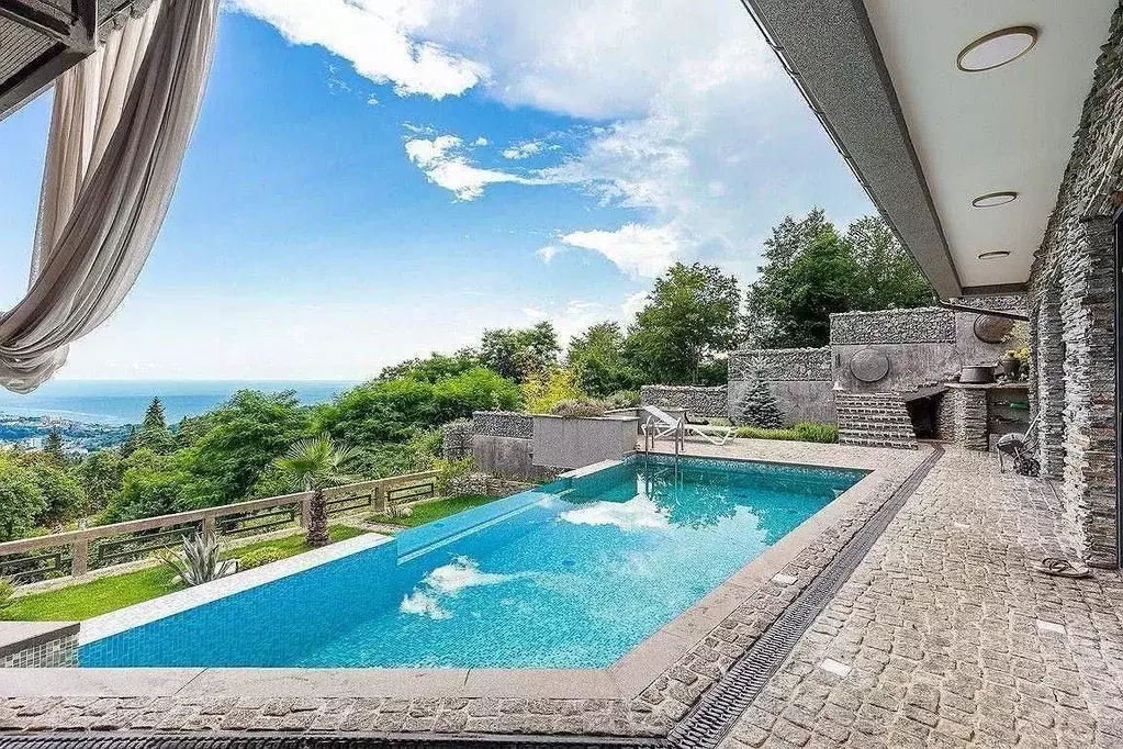 Дом в Краснодарский край, Сочи Миндальная ул., 2 (300 м) - Фото 2