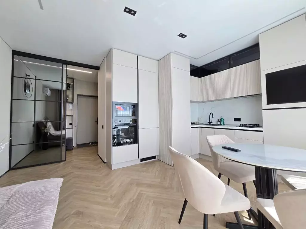 2-к кв. Татарстан, Казань ул. Николая Столбова, 1/3 (55.0 м) - Фото 1