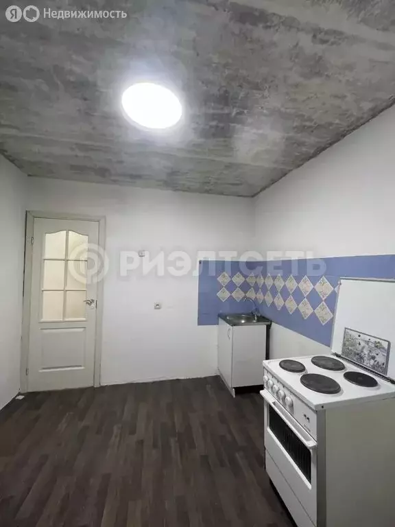 2-комнатная квартира: Ковдор, улица Баштыркова, 5к1 (47.1 м) - Фото 2