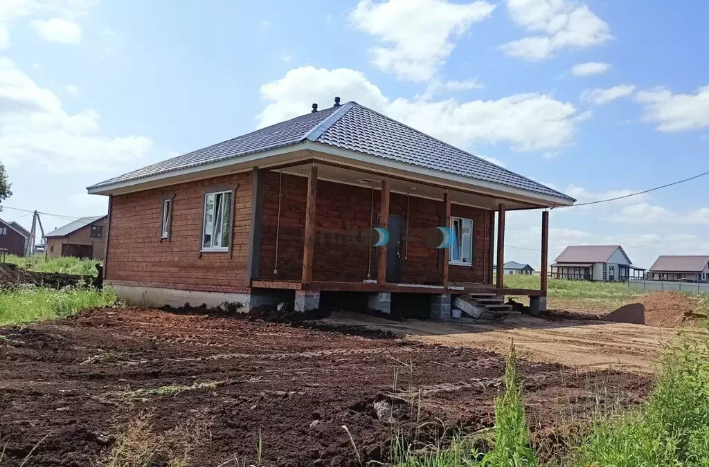 Дом в Башкортостан, Уфимский район, Кирилловский сельсовет, д. ... - Фото 0