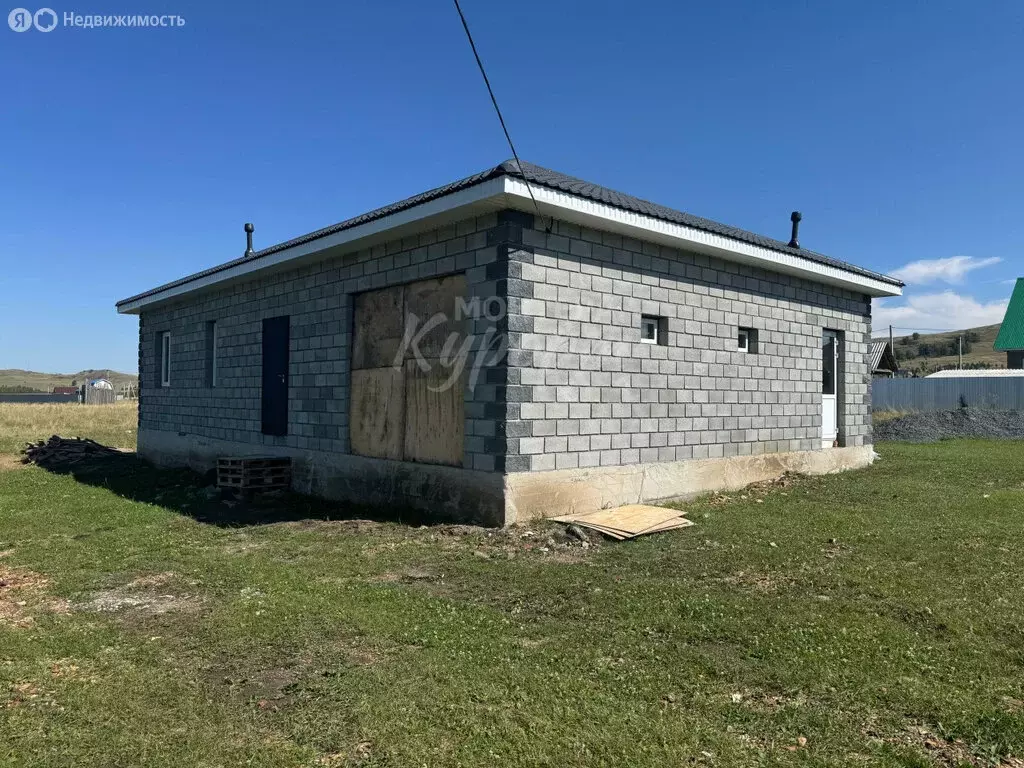 Дом в Ташбулатово, улица Зайнаб Биишевой, 8 (120 м) - Фото 1