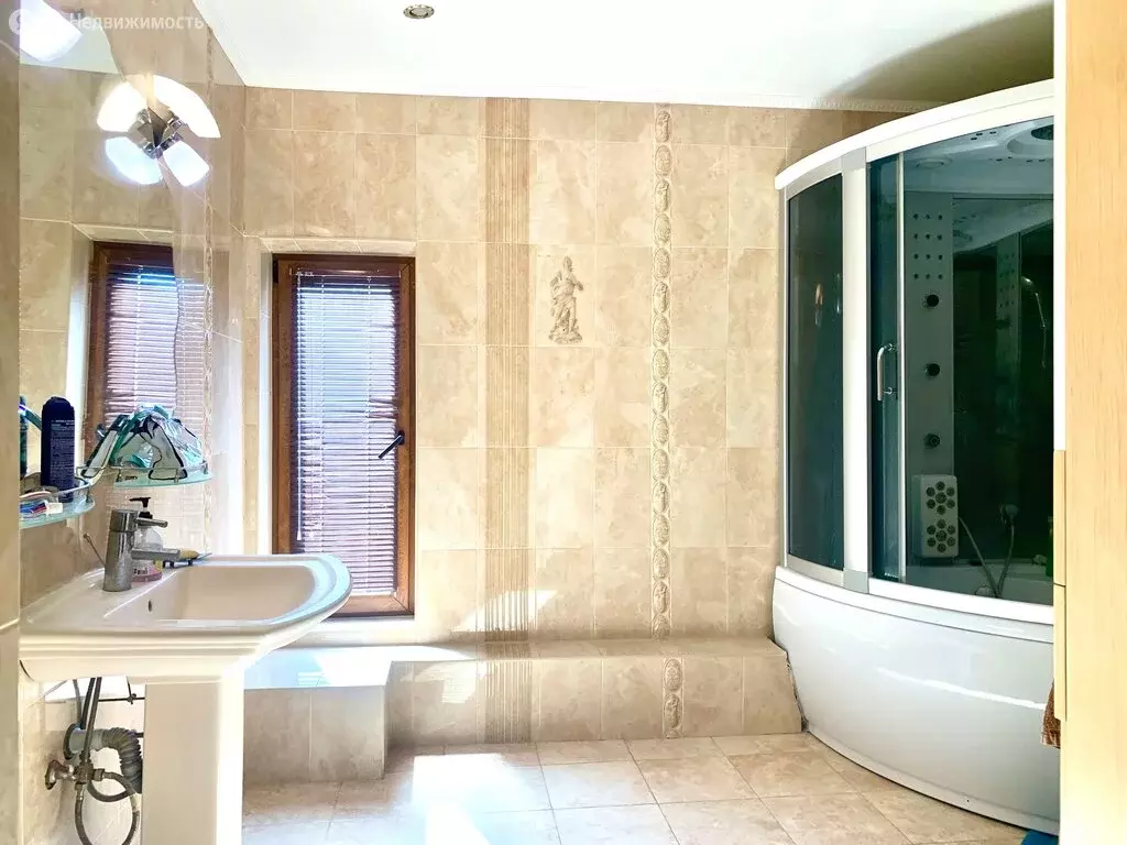 Дом в Добровское сельское поселение, село Краснолесье, Заповедная ... - Фото 1