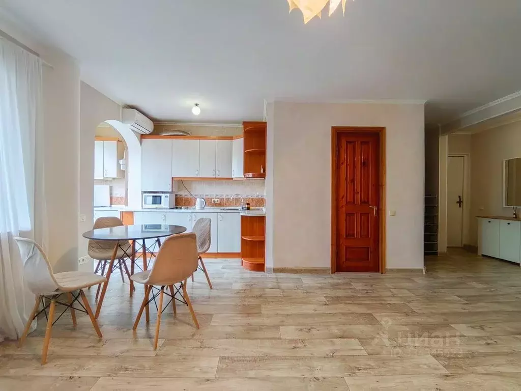 3-к кв. Крым, Алушта ул. Ленина, 30 (63.8 м) - Фото 2
