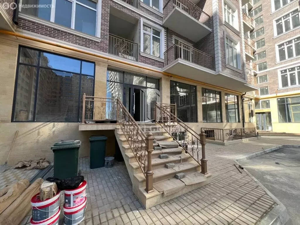 3-комнатная квартира: Махачкала, проспект Насрутдинова, 274Е (126.1 м) - Фото 1