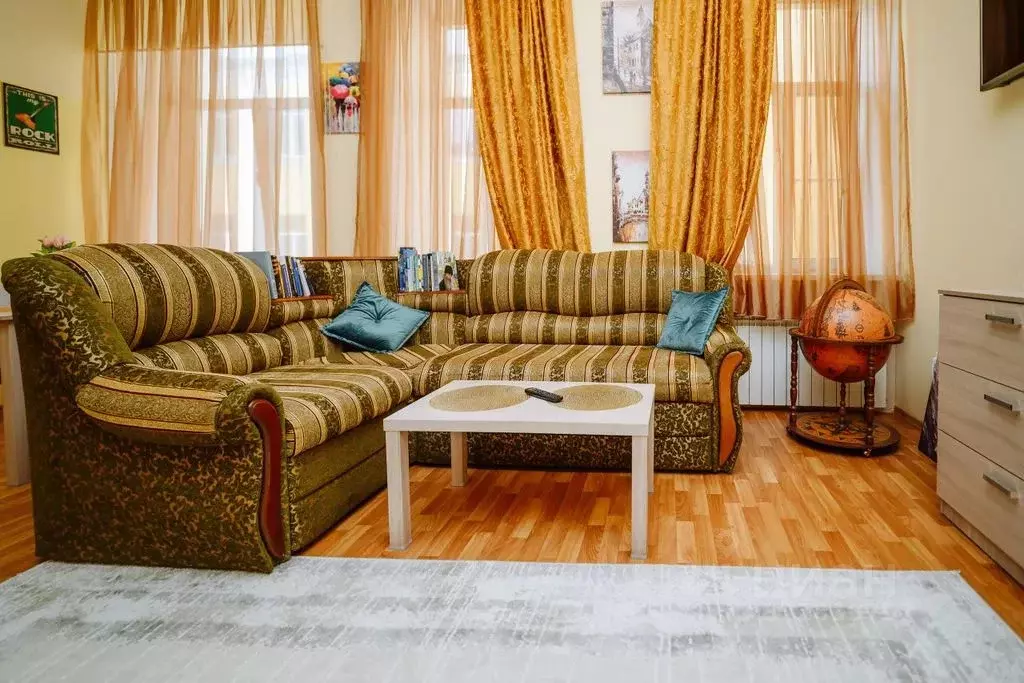 1-к кв. Псковская область, Псков Октябрьский просп., 18 (50.0 м) - Фото 0