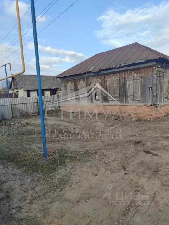 Дом в Саратовская область, Воскресенский район, Елшанское ... - Фото 0