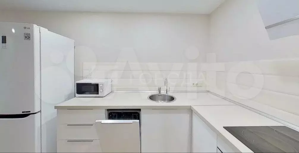 3-к. квартира, 75 м, 4/17 эт. - Фото 0