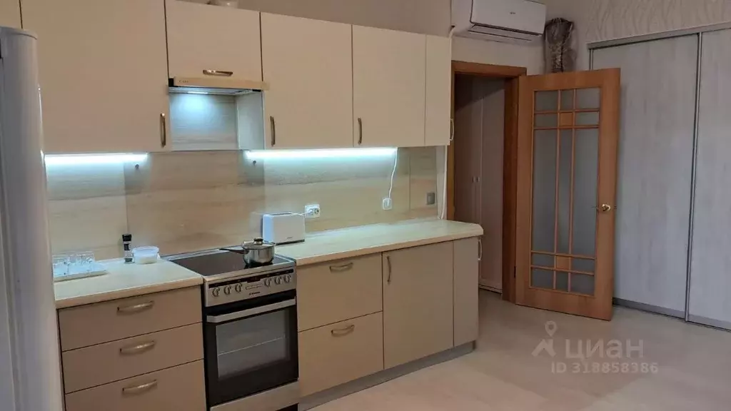 1-к кв. Краснодарский край, Сочи ул. Яна Фабрициуса, 12/18 (35.0 м) - Фото 0