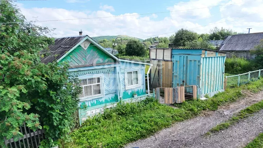 Дом в Челябинская область, Верхний Уфалей ул. Ленина (30 м) - Фото 0