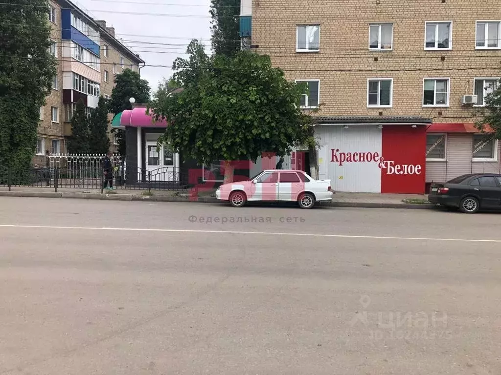 Торговая площадь в Орловская область, Ливны ул. Дружбы Народов, 127 . - Фото 1