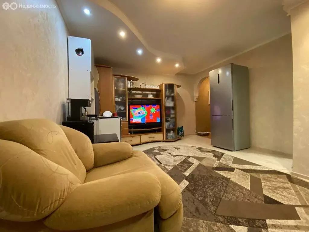 2-комнатная квартира: Горно-Алтайск, улица Григория Чорос-Гуркина, 36 ... - Фото 2