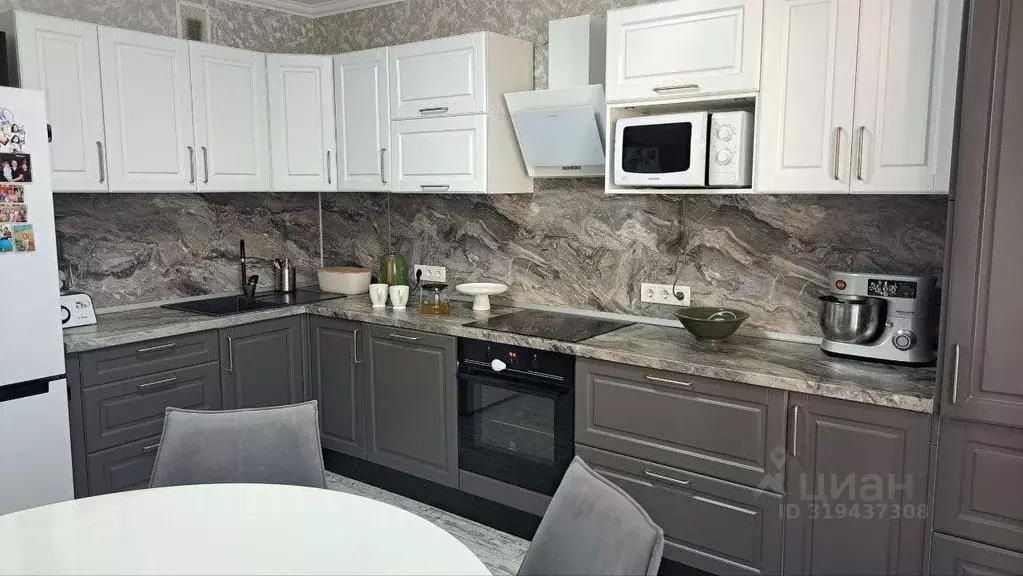 3-к кв. Ленинградская область, Мурино Всеволожский район, бул. ... - Фото 0