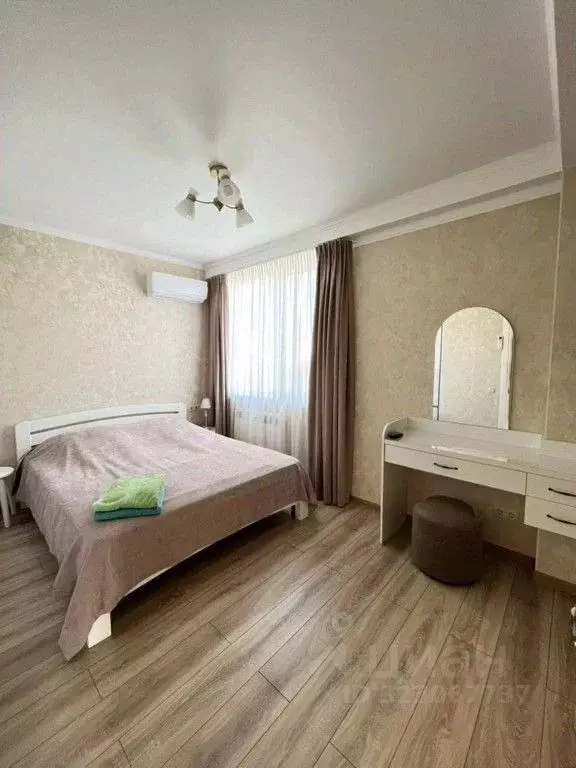 1-к кв. Крым, Евпатория просп. Ленина, 68к42 (60.0 м) - Фото 2