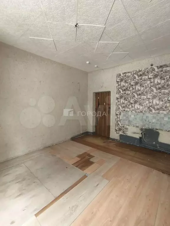 Комната 17,8 м в 1-к., 1/4 эт. - Фото 1
