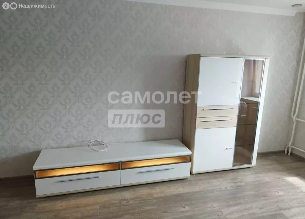 2-комнатная квартира: Миасс, улица Колесова, 19 (62 м) - Фото 1