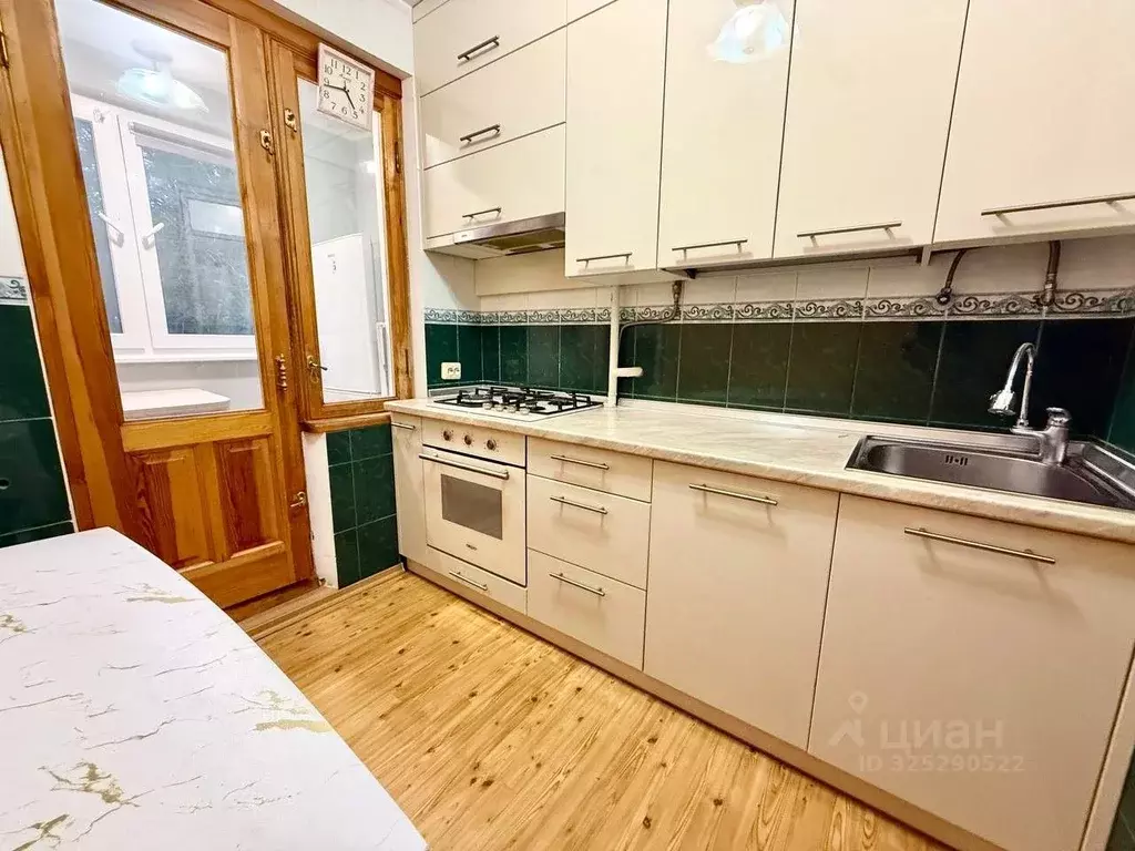 2-к кв. Крым, Ялта ул. Строителей, 9 (53.0 м) - Фото 1