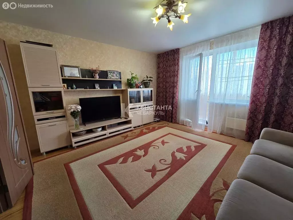 2-комнатная квартира: Чебаркуль, Октябрьская улица, 9Б (56.9 м) - Фото 2