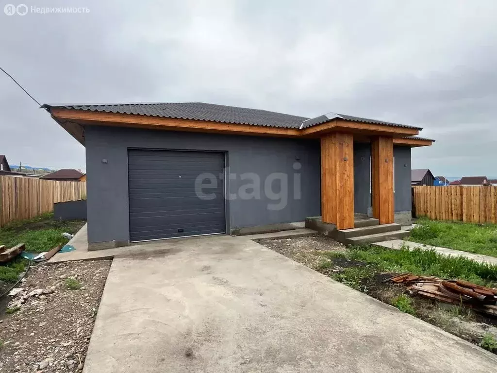 Дом в Грановщина, Троицкая улица (140 м) - Фото 1