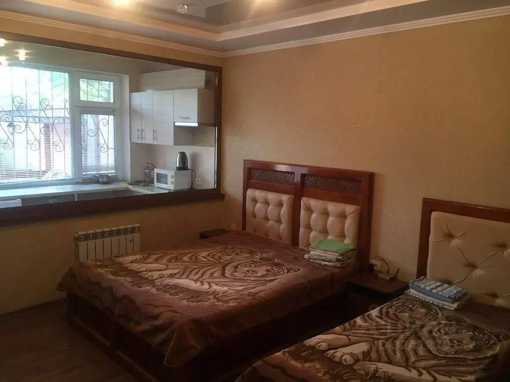 Дом в Крым, Евпатория ул. Московская, 22 (30 м) - Фото 1