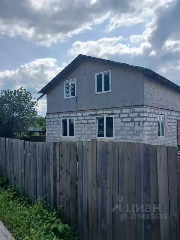 Коттедж в Ленинградская область, Гатчина ул. Матвеева, 13 (240 м) - Фото 1