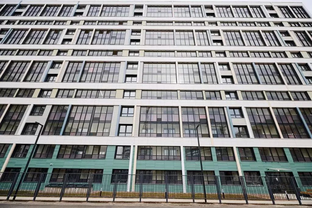 Гараж в Санкт-Петербург бул. Головнина, 6к1 (13 м) - Фото 2