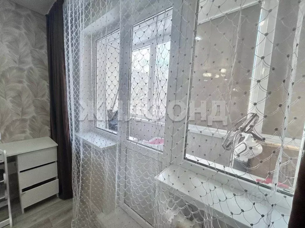 2-к кв. Алтайский край, Барнаул ул. Гущина, 73 (42.7 м) - Фото 1