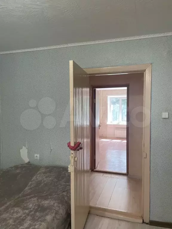 Комната 13,6 м в 3-к., 1/9 эт. - Фото 1