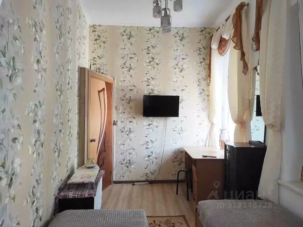 3-к кв. Крым, Евпатория ул. Караева, 8 (63.0 м) - Фото 0
