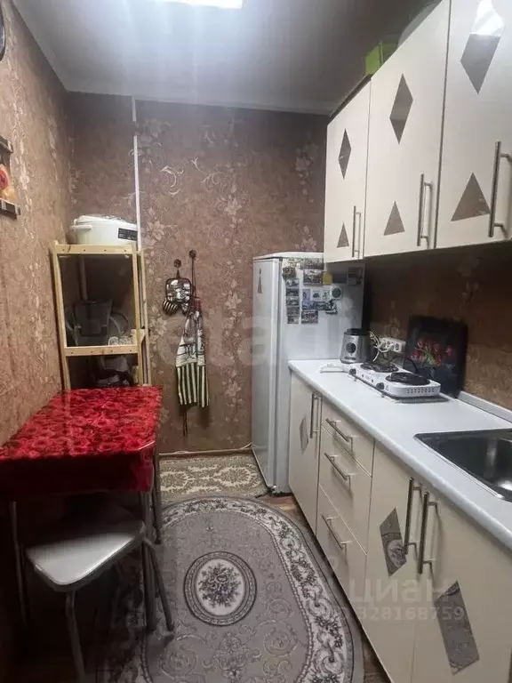 Комната Ямало-Ненецкий АО, Новый Уренгой Железнодорожная ул., 6 (18.3 ... - Фото 1