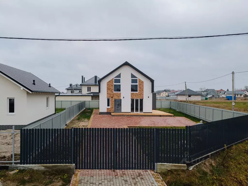 Дом в Калининградская область, Гурьевский муниципальный округ, пос. ... - Фото 1